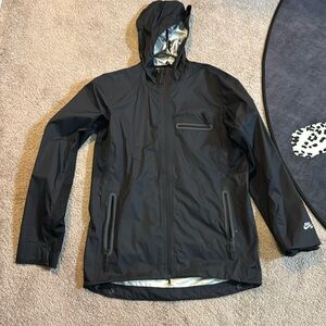 Nike SB windbreaker/rain jacket